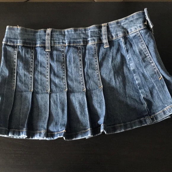 Dresses & Skirts - Pleated Jean Mini Skirt Size Small